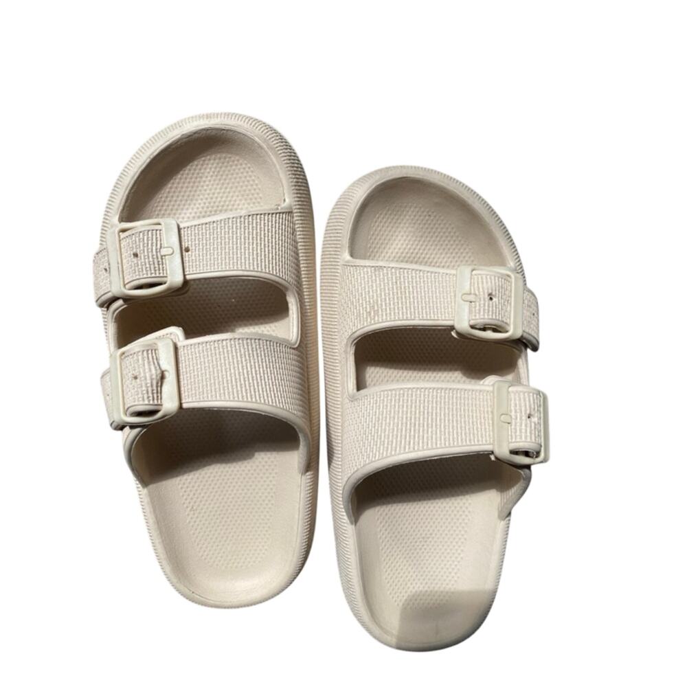 Women Cloud Sandals 7